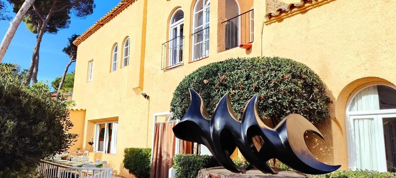 Villa Casa Con Jardin A 30 Metros De La Playa. At. Palamós Ferienhaus